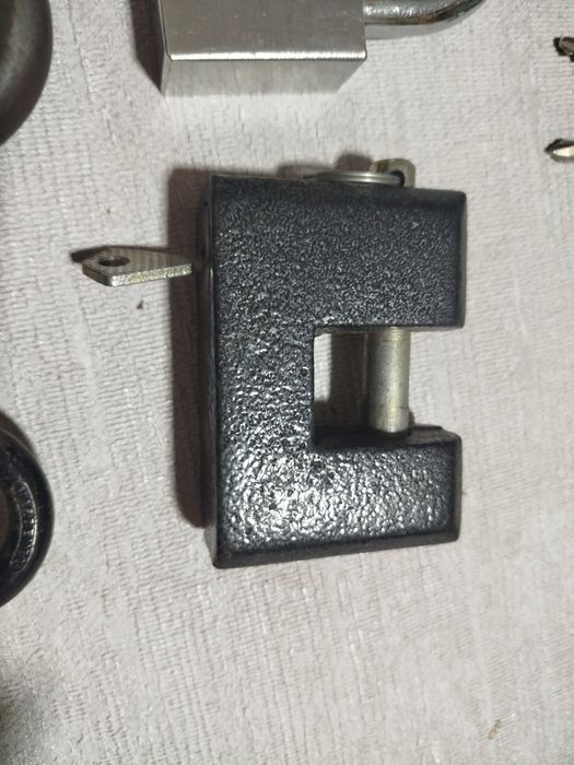 Замки разные,рабочие  с ключами,