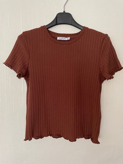 Кафява блузка с къс ръкав Stradivarius