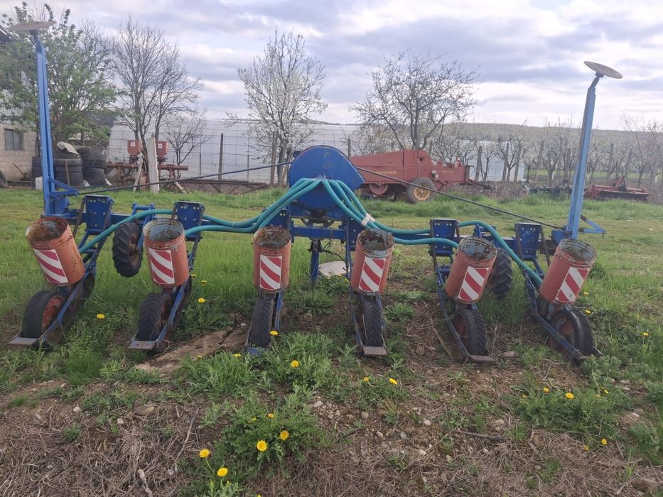 Vând semănătoare spc 6