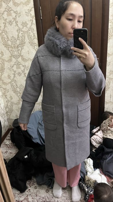 Пальто зимни,осенни