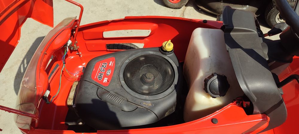 Tractoras tuns iarba Mtd 12,5cp masă 1m