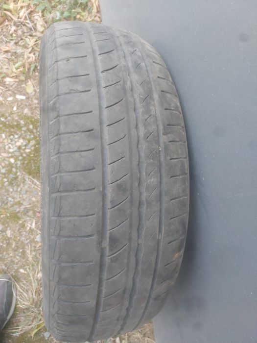 Продам автошину на 15