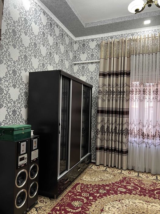 Ховли сотилади "Ёшлик" махалласида