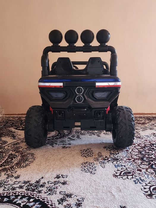 Електронный машина