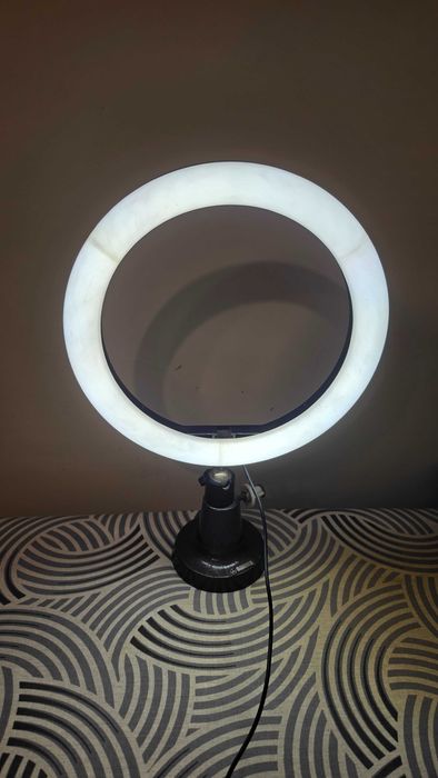 Lampa Ring Light Halo LED 26 cm USB lumina selfie TikTok YouTube foto video machiaj streaming reglabila 3 moduri lumina