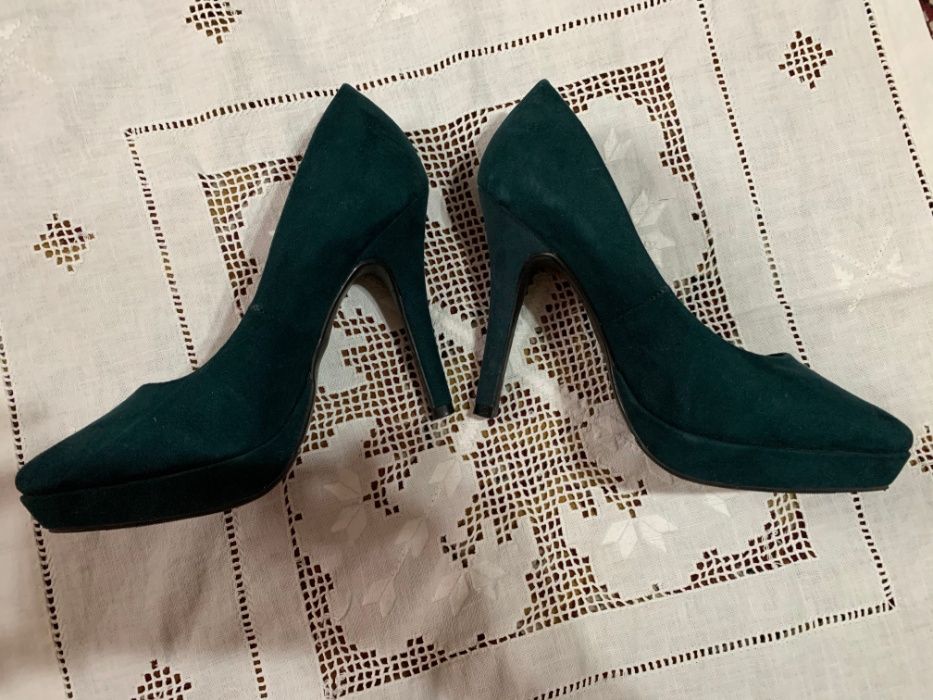 Pantofi H&M piele intoarsa