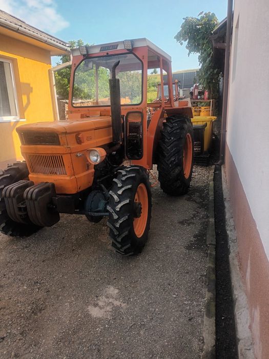 Tractor Fiat 550 DT 4x4