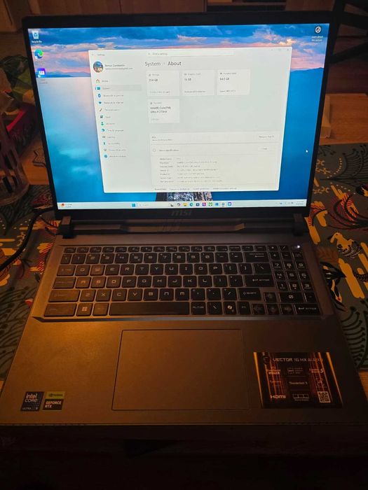 MSI Vector 16 HX AI, I9 275HX, 16" QHD+, 64GB, SSD 1TB, RTX 5080 16GB