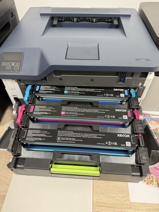 Принтер цветной новый