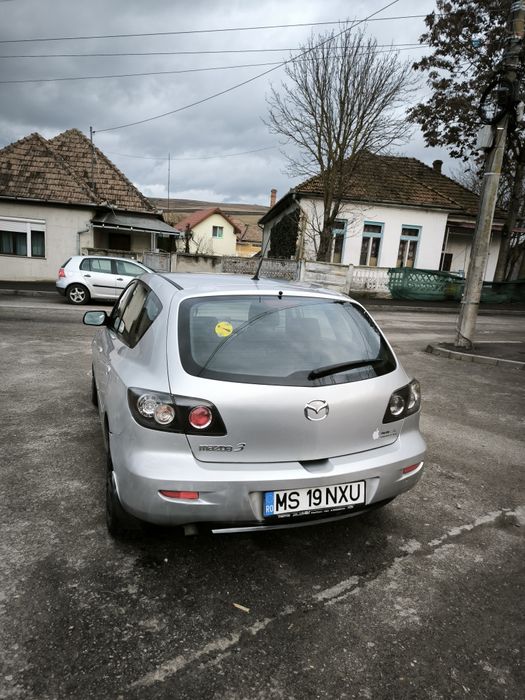 Mazda 3 hatchback