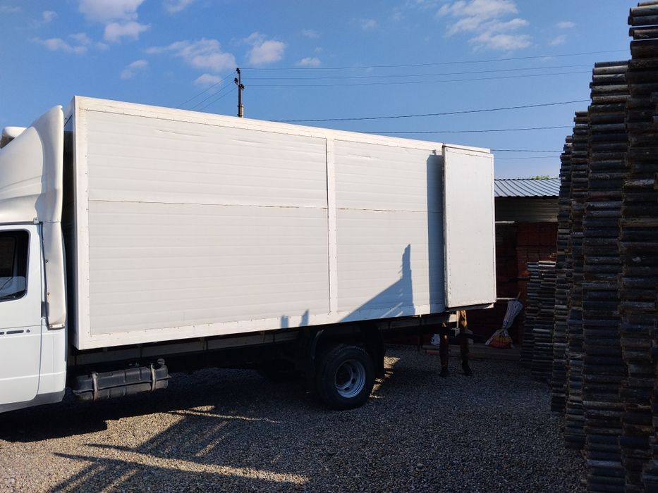 Refrijiratr butka 5.20 liy sotilad 3.000$ ishlasi yaxshi