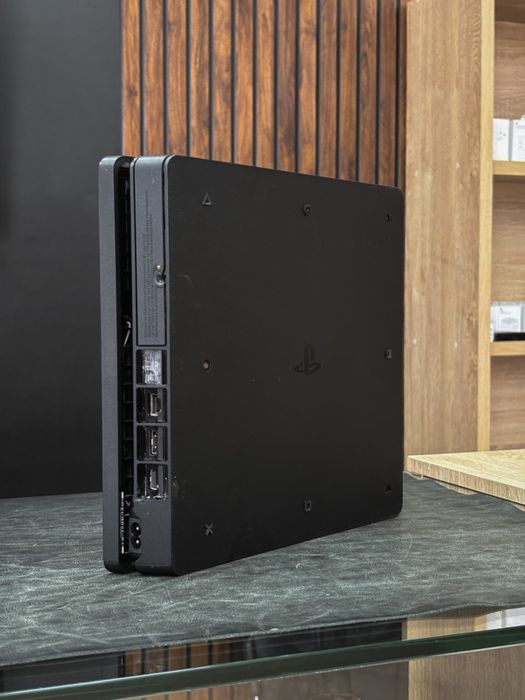 Sony PlayStation 4 Slim 1TB