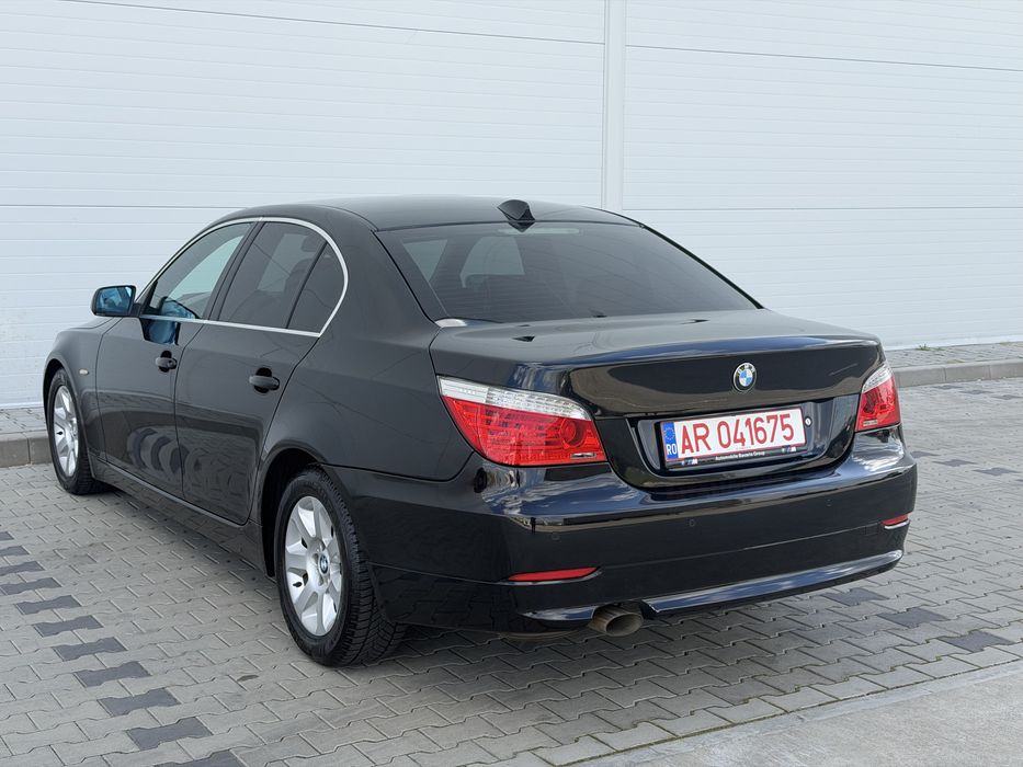 Bmw Seria 5 E60 Facelift 520d M47 - Interior Comfort Piele Nappa- Logic7-Navigatie mare-Faruri Bixenon