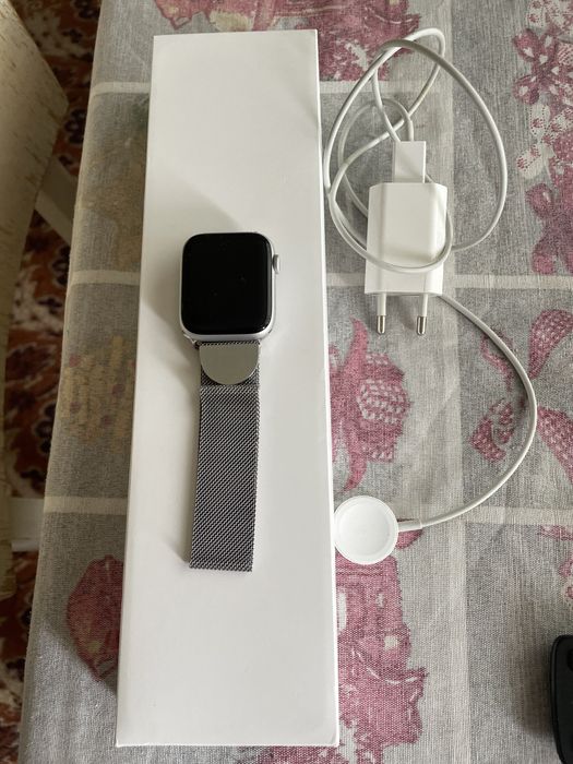 Apple wach 6 в много добро състояние