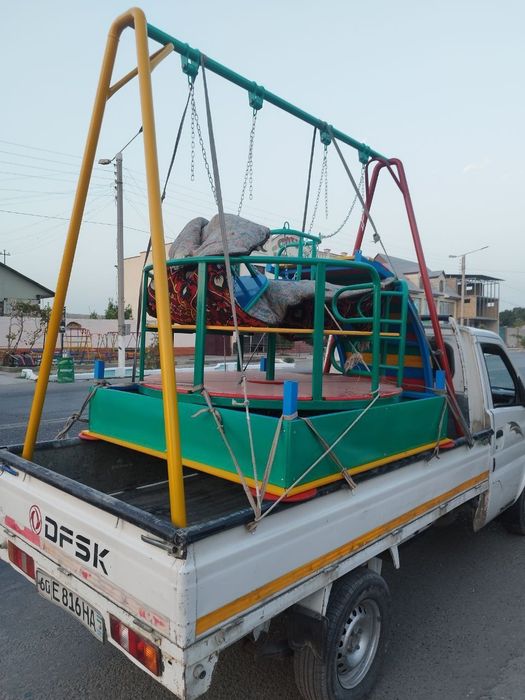 Хар хил турдаги качелалар курусел сирпанчик Горка