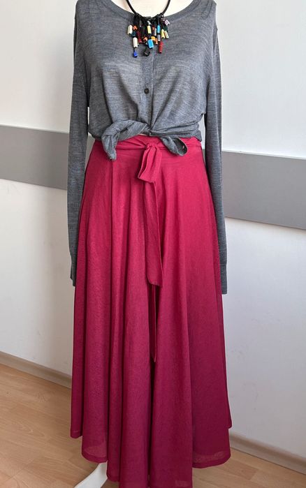 Разкошна широкопола дълга пола в хубав цвят Esprit