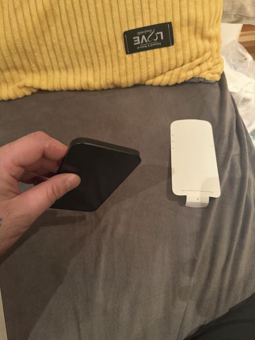 Продам iphone 15, на 128гб, акб 84,