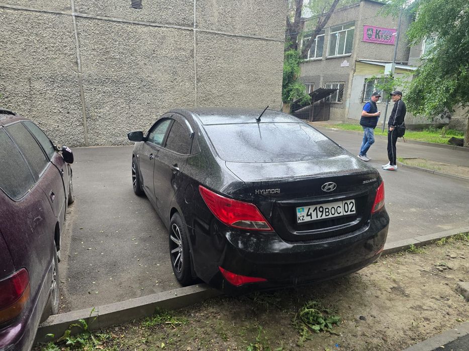 Хундай солярис в отличном состояние