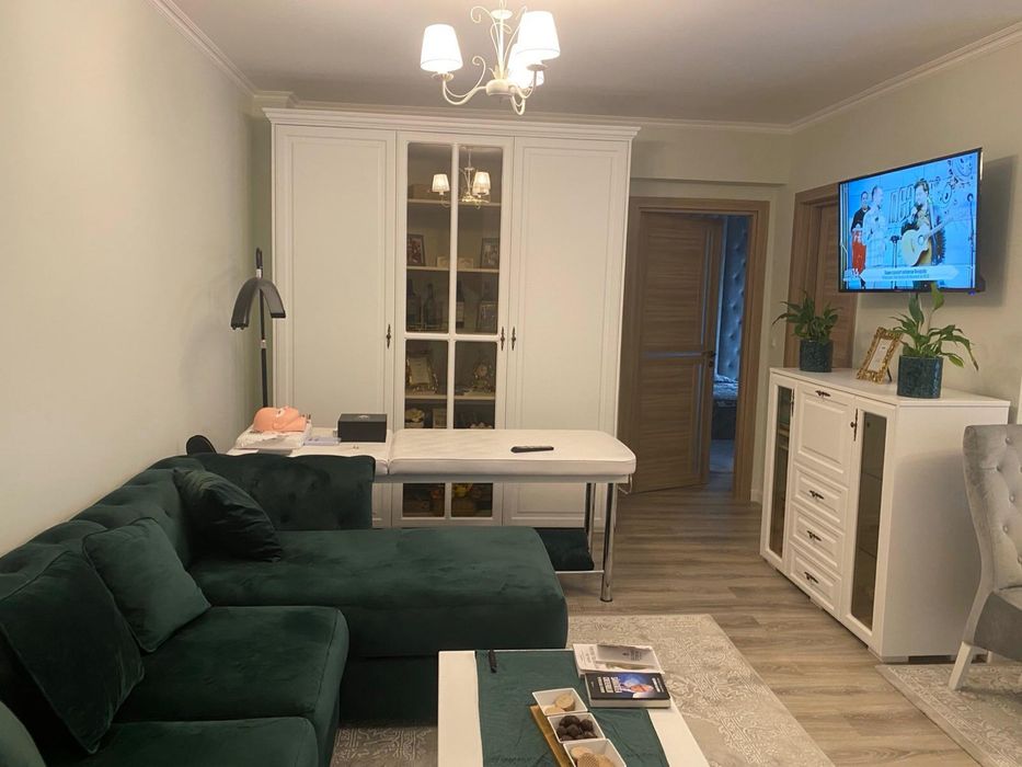 De vanzare apar LuX bistrita isu compet mobilat