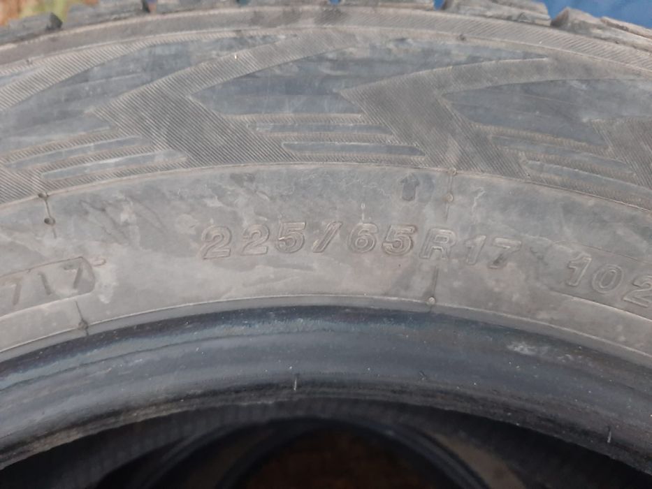 Yokohama 225/65/17