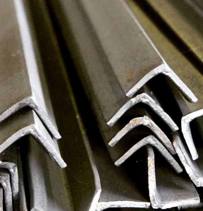 Уголок металлический