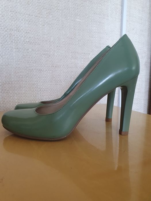 Продам туфли лодочка