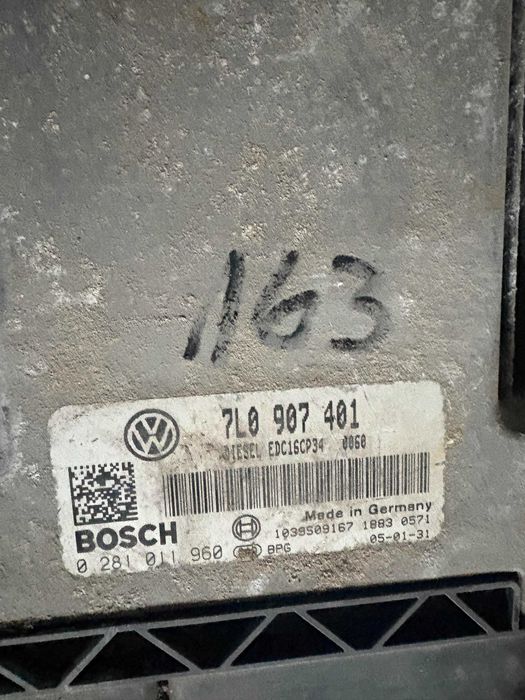 Компютър еку ecu електронен блок двигател Фолксваген Тоурег 3.0тди