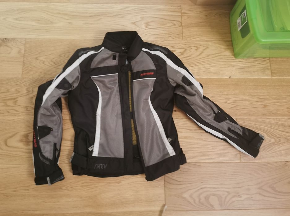 Jeaca Moto S femei + protectie spate