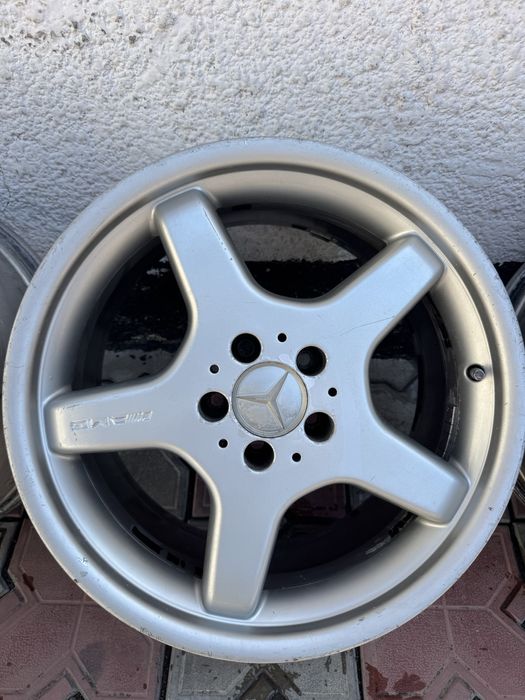 Продам диски от 211 AMG R18