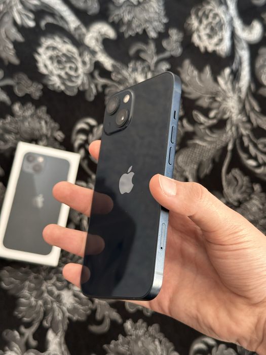 iphone 13 в отличном состояний