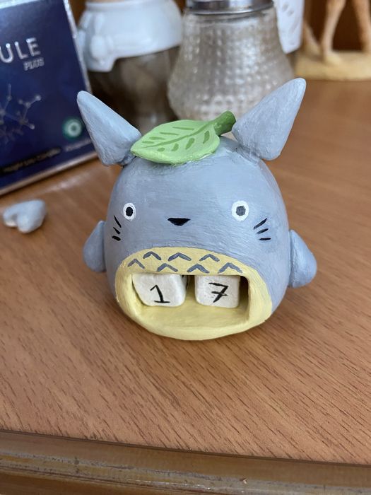 Продам тоторо-календарь