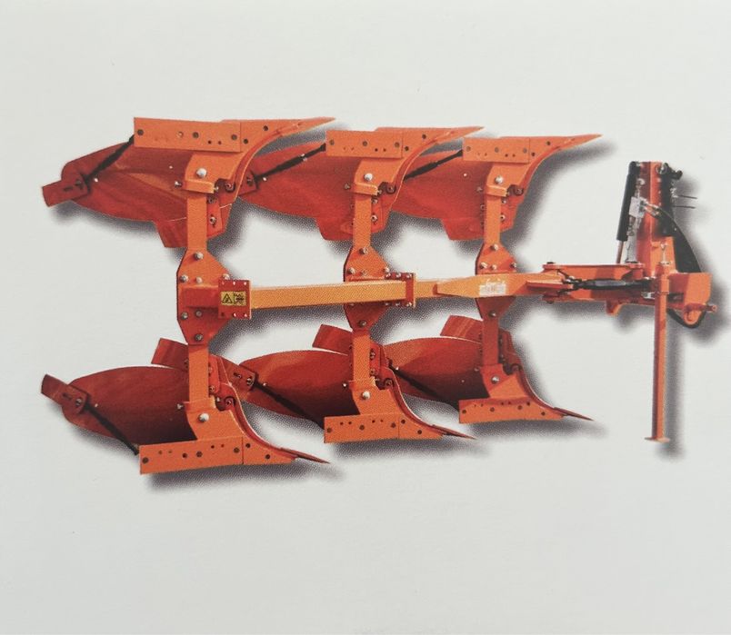 Плуг оборотный 3-х корпусный