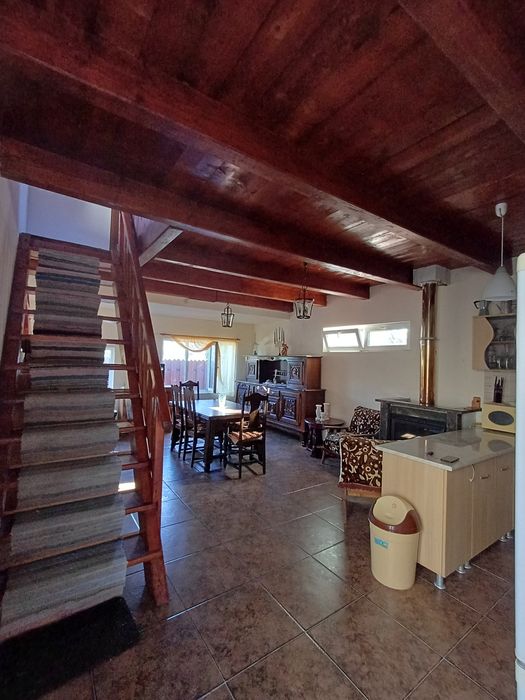 Vand Casa + garaj Șofronea