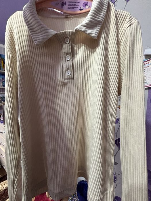 Школа! Одежда на девочку, в отличном состоянии.