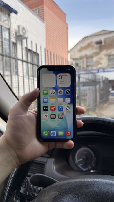 Iphone 11  128гб