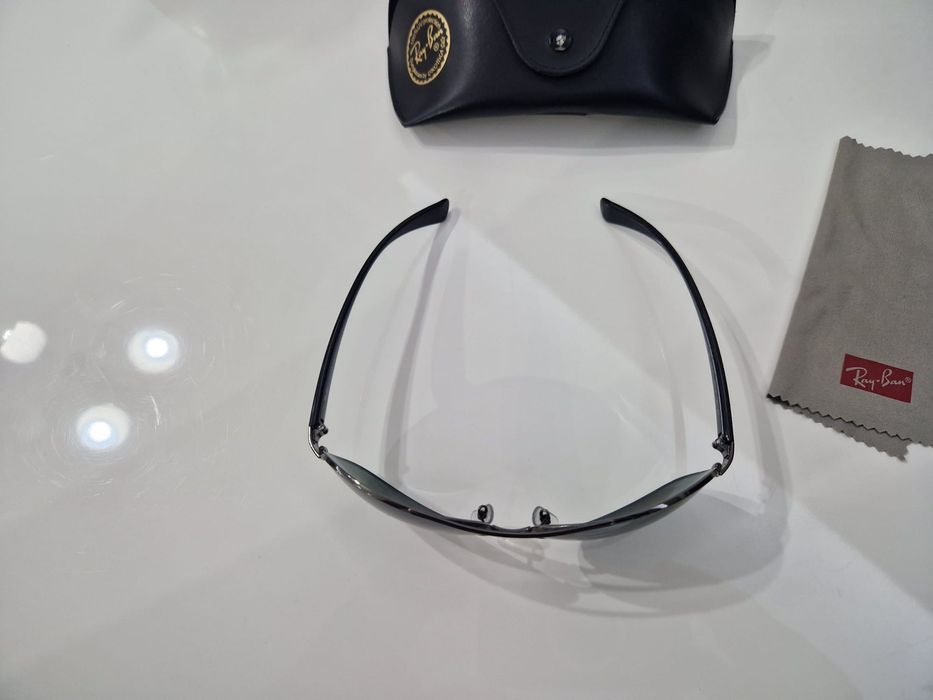 Vand ochelari de soare Ray-Ban Rb 3386