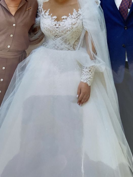 Свадебное платье