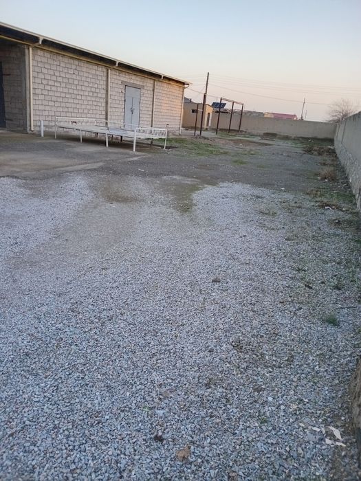 Biznes uchun shahar markazi yo'l chetida 16 sotix bino joy sotiladi