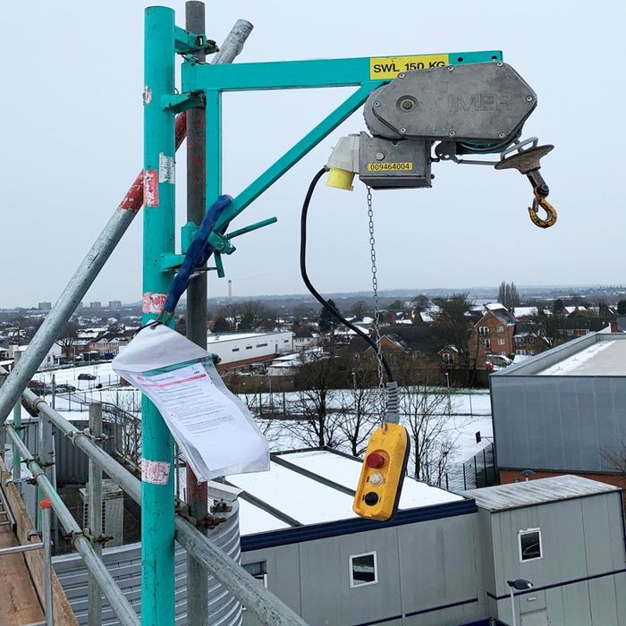 Electropalan Imer ET 300N, sarcina maxima 300 kg, inaltime maxima 30 m