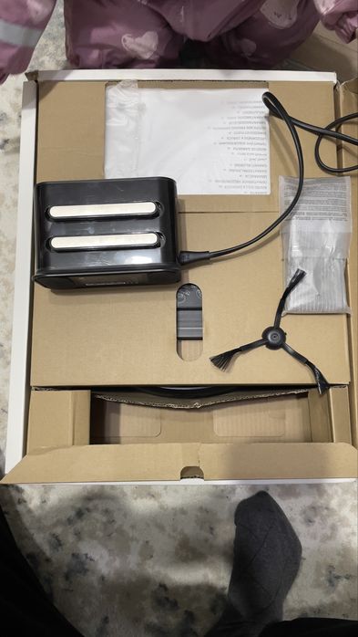 Робот пылесос в хорошем состояний