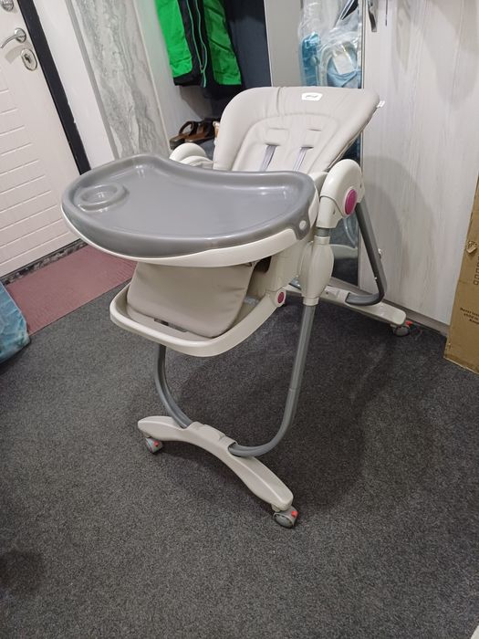 Продаётся кормления стульчик Teknum