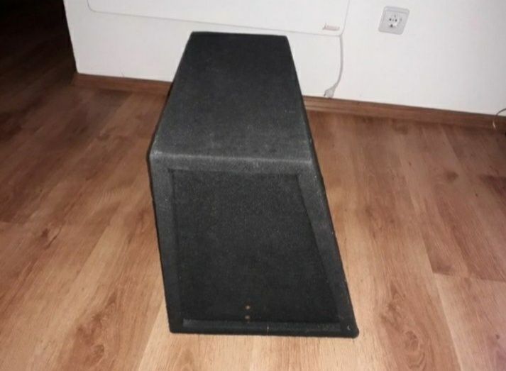 Subwoofer auto Pioneer Ts-w304f de 12' 30 cm cu o putere min 300 w