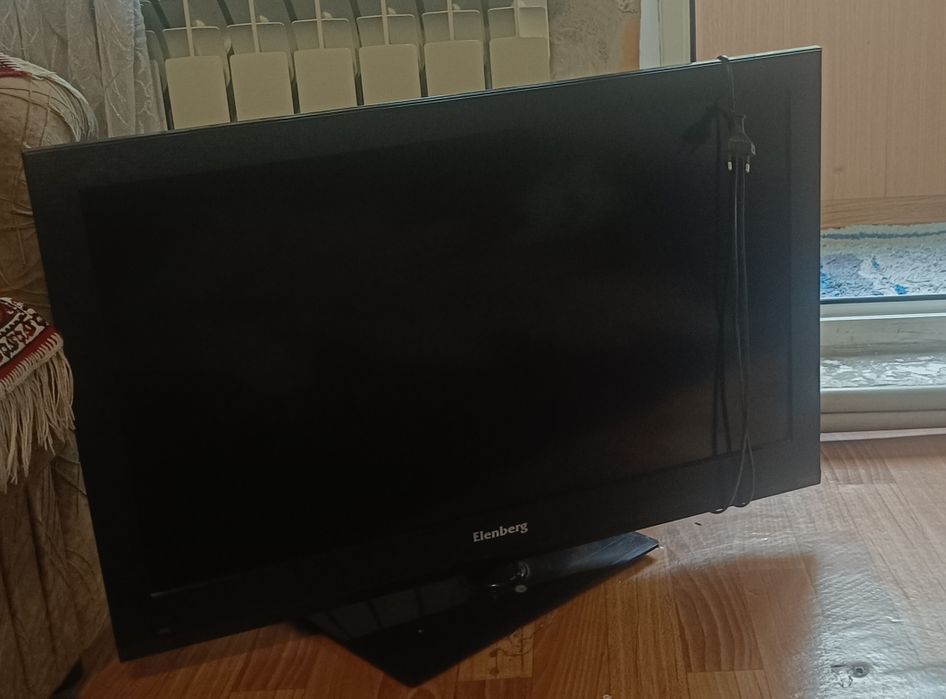Телевизор Elenberg