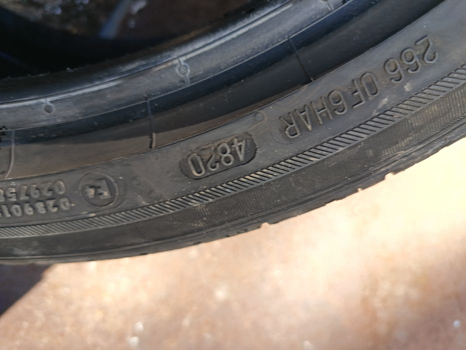 Anvelope vara 225 40 18 și 255 35 18 barum 5mm