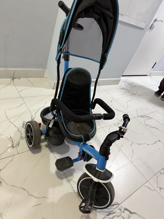 Трехколесный велосипед