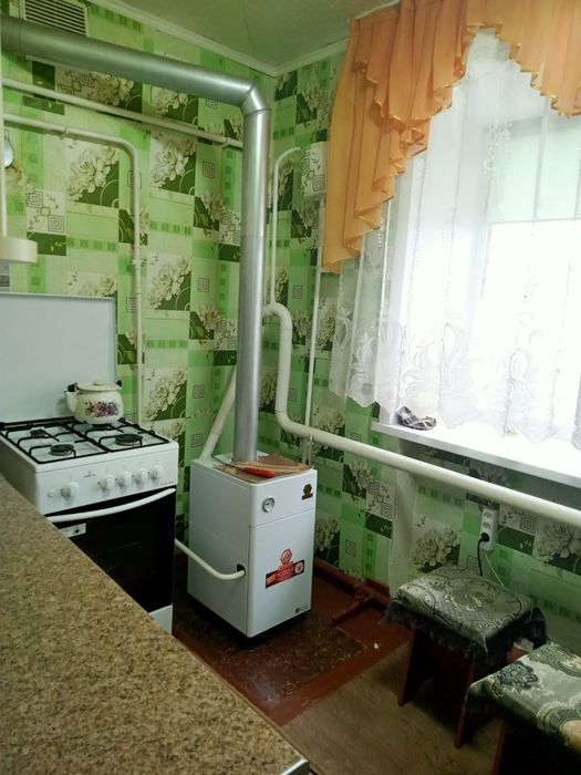 Продаётся 2 комнатная квартира.