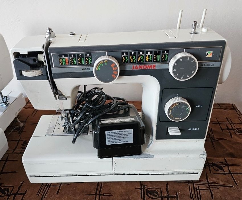 Janome 392 швейная машинка