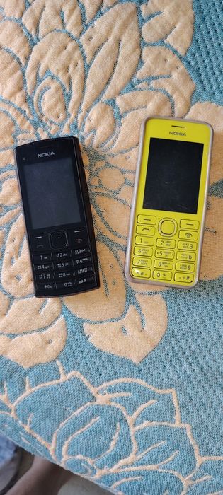 Продам два телефона