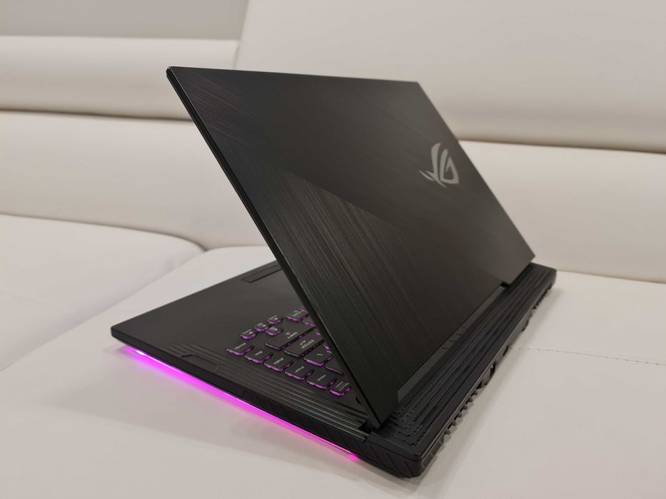 Laptop gaming Asus strix ,intel core i7-hexa core  ,ram 16 gb