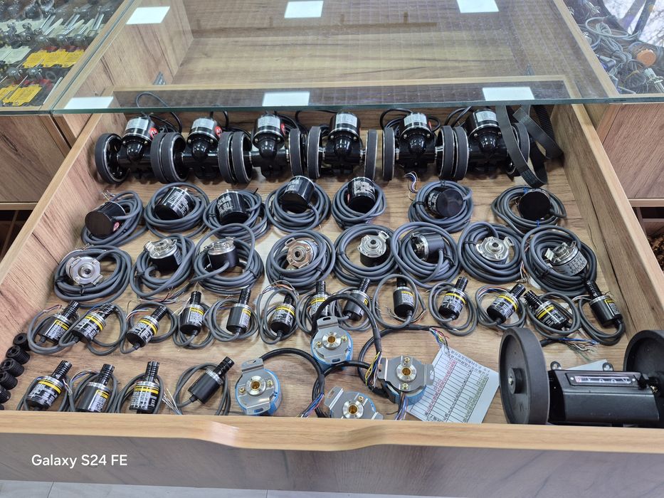 Инкодер от pr100  до pr15000 абортов есть  в наличии